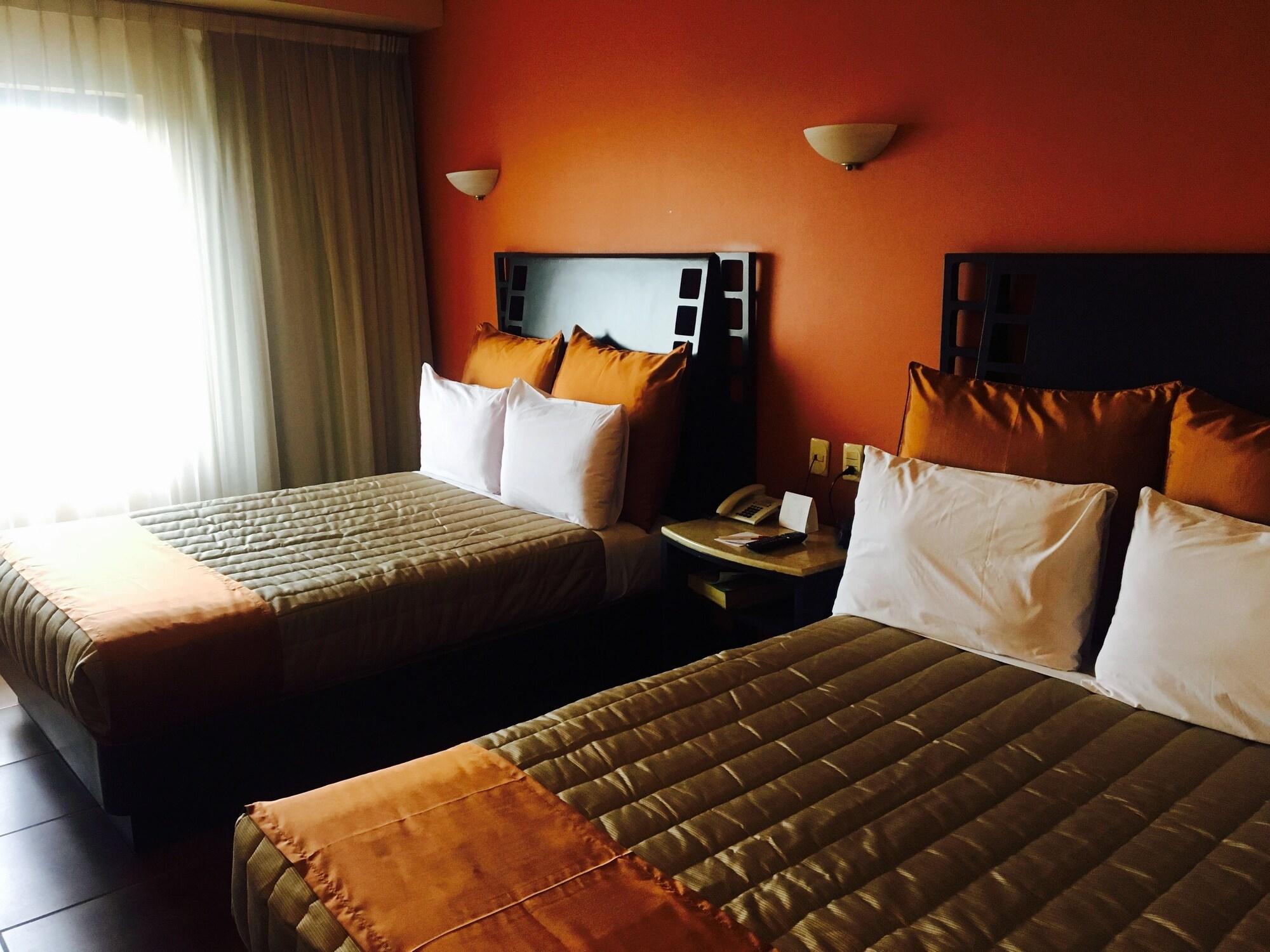 Hotel Celta Zapopan Esterno foto