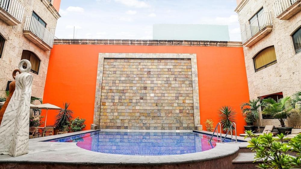 Hotel Celta Zapopan Esterno foto