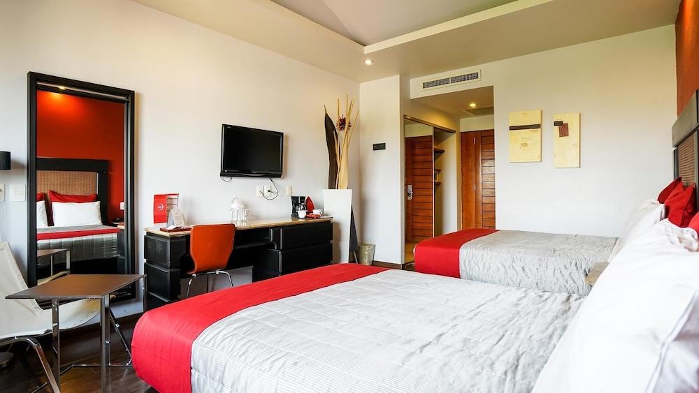 Hotel Celta Zapopan Esterno foto